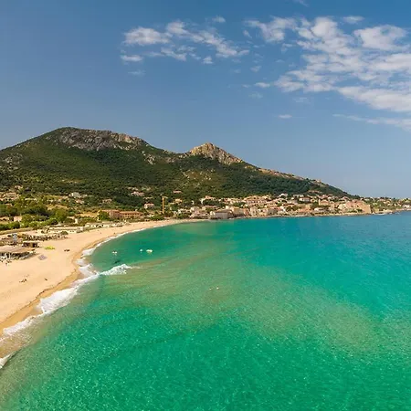 Equipe De 27m2, A 100m De La Mer, Et 500m Des Commerces Lägenhet