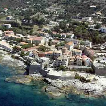 Apartment Equipe De 27m2, A 100m De La Mer, Et 500m Des Commerces *