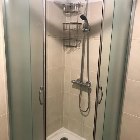 Apartment Equipe De 27m2, A 100m De La Mer, Et 500m Des Commerces *