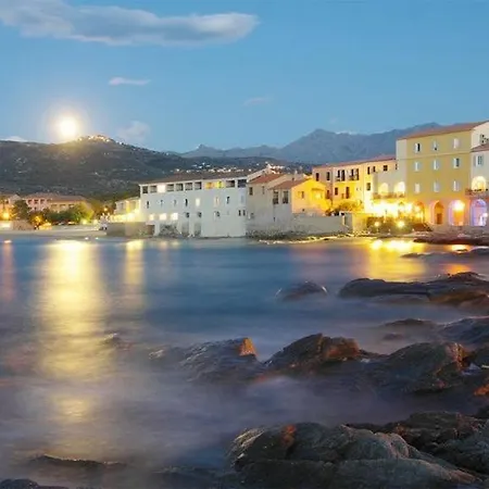 Apartment Equipe De 27m2, A 100m De La Mer, Et 500m Des Commerces Algajola (Corsica)